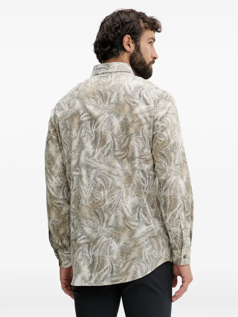 Armani Exchange Overhemd met bladerprint Beige