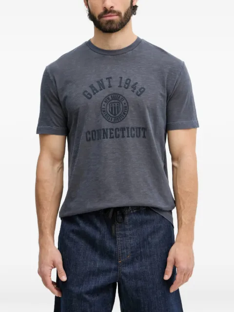 Gant logo-embroidered slub-texture T-shirt