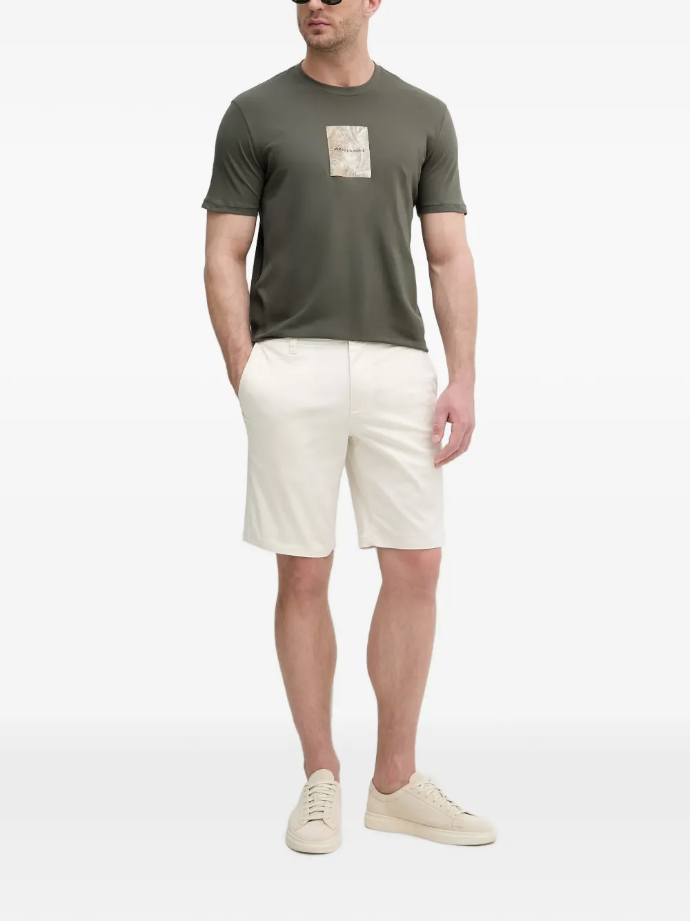 Armani Exchange Chino shorts met logoplakkaat Beige