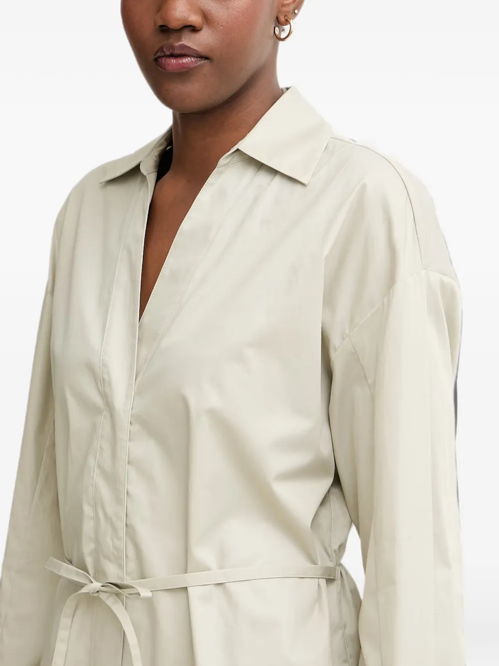 Armani Exchange Blousejurk met lange mouwen en ceintuur Beige