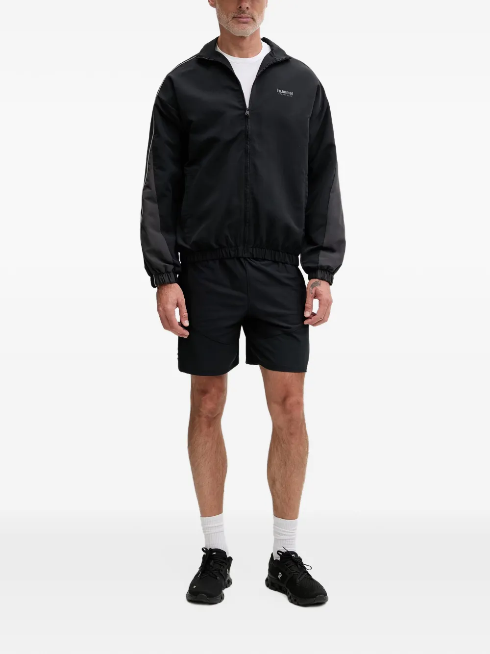 Hummel hmlLOOSE jack met biesafwerking en logo-print Zwart