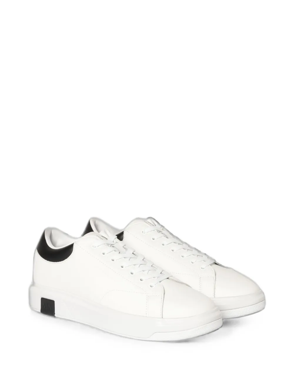 Emporio Armani logo-print low-top sneakers Wit