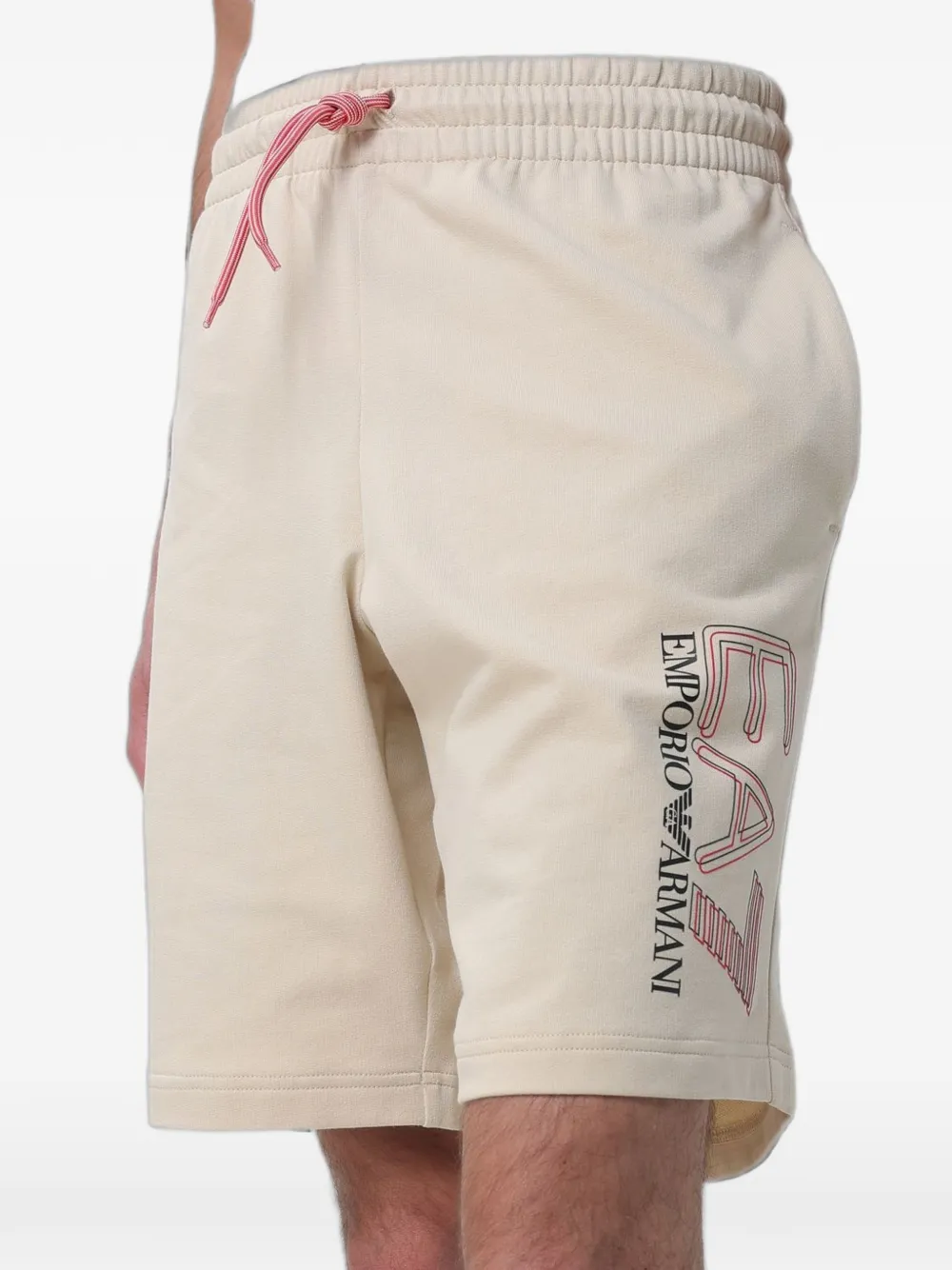 Ea7 Emporio Armani Shorts met logoprint Beige