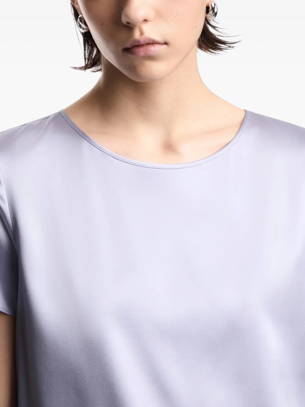 Emporio Armani Top met korte mouwen en satijnen afwerking Paars