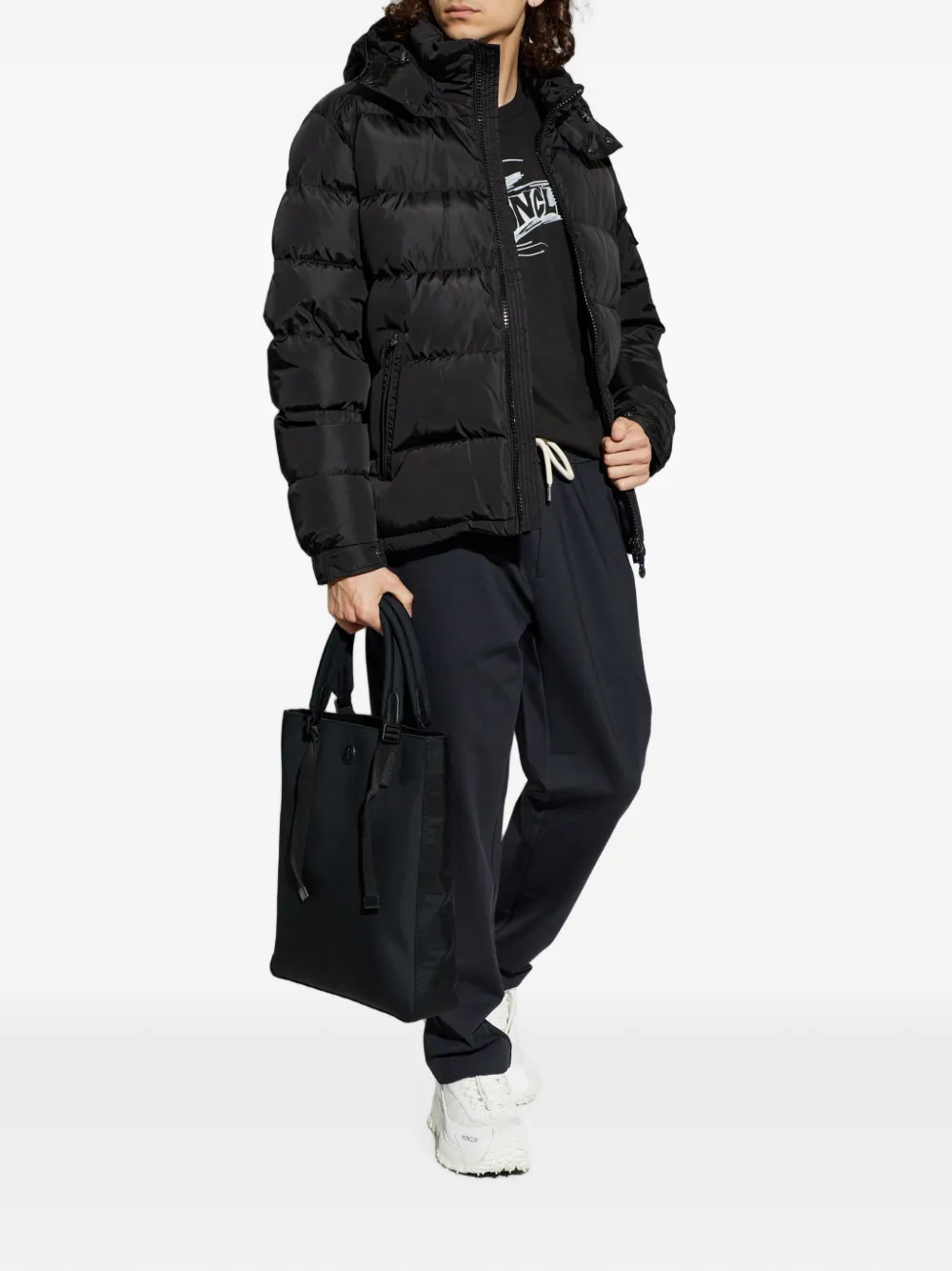 Moncler T-shirt met logoprint Zwart