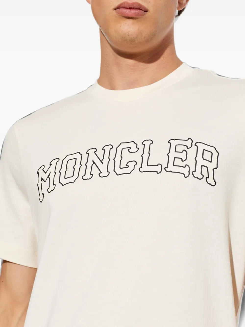 Moncler T-shirt met gewelfde logoprint Wit