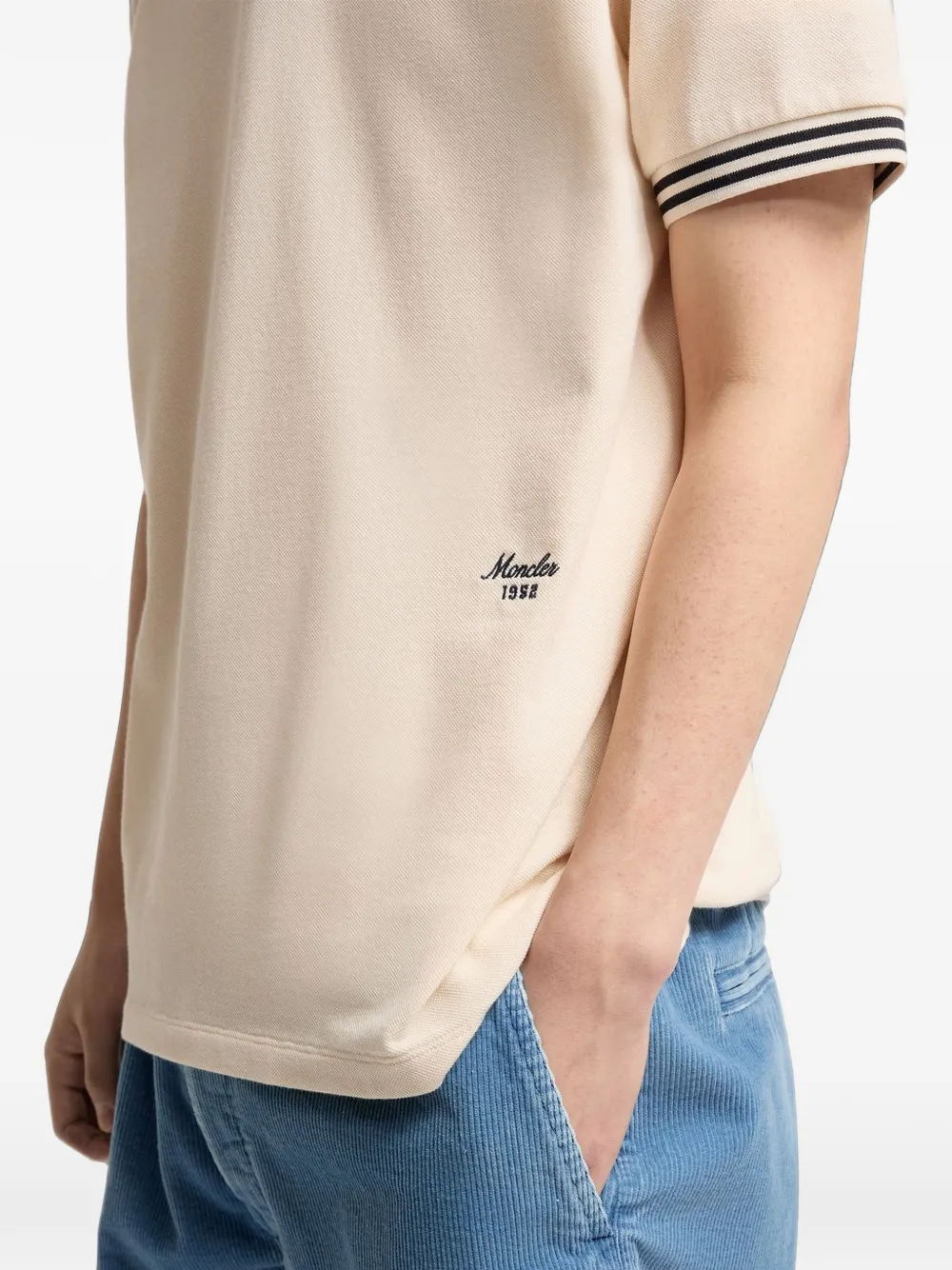 Moncler Poloshirt met gestreepte afwerking Beige