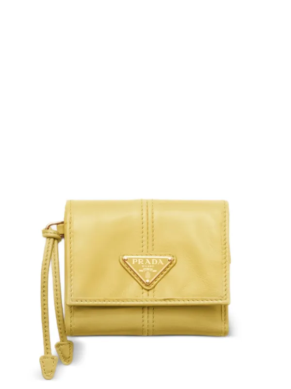 Prada レザー 財布 S | イエロー | FARFETCH JP