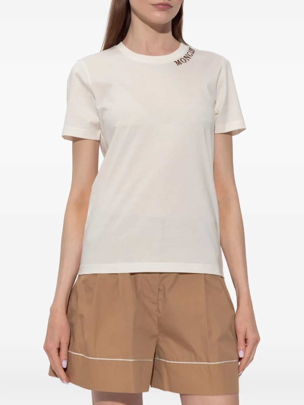 Moncler T-shirt met geborduurd logo Beige