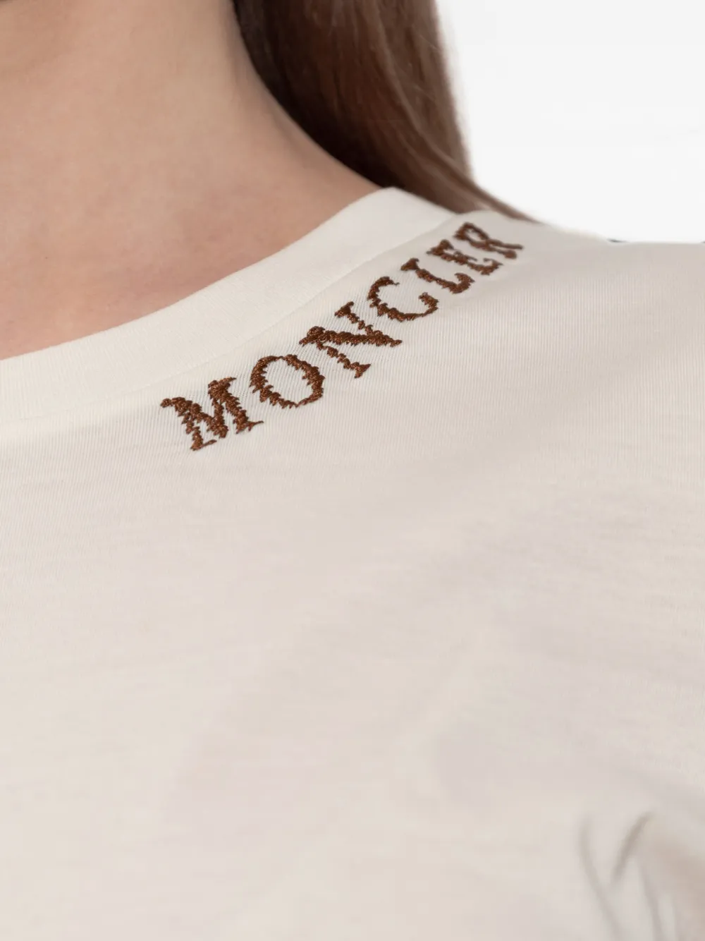 Moncler T-shirt met geborduurd logo Beige