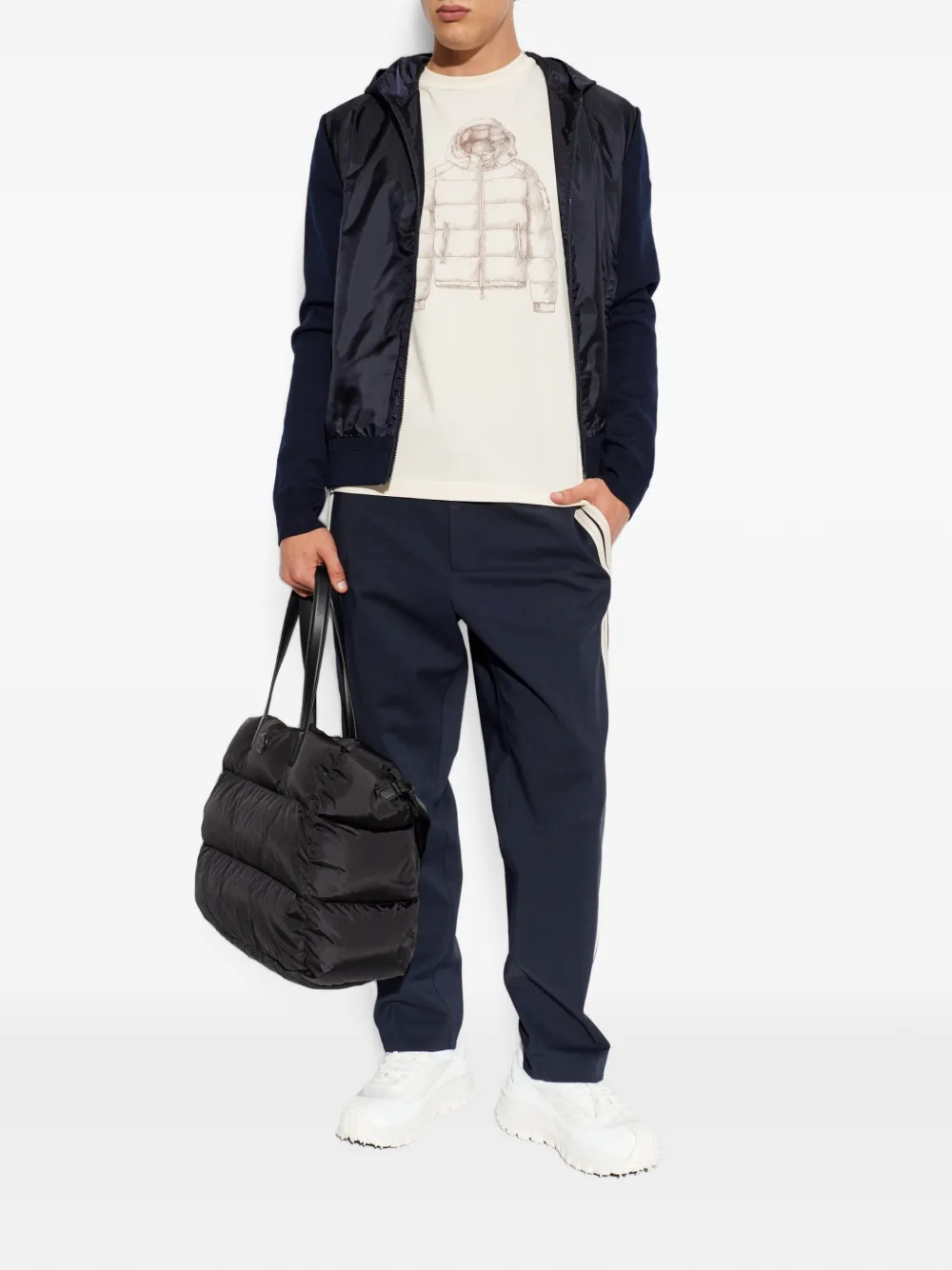 Moncler T-shirt met print Beige
