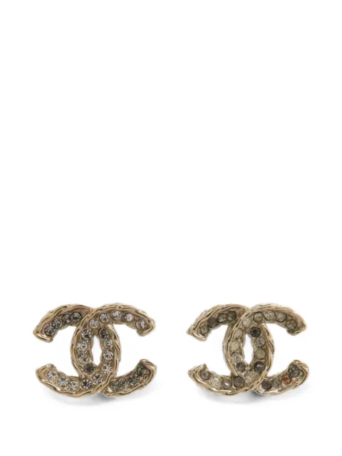CHANEL Pre-Owned pendientes con detalles de cristales