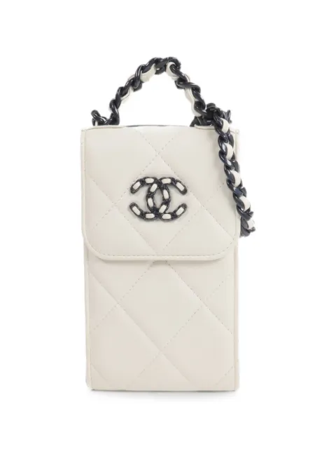 CHANEL Pre-Owned CC 19 leather phone holder