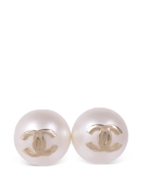 CHANEL Pre-Owned CC faux-pearl earrings