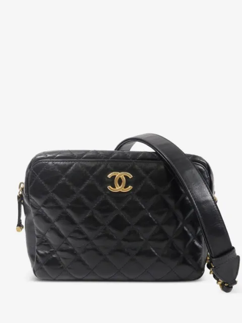 CHANEL Pre-Owned logo-plaque shoulder bag