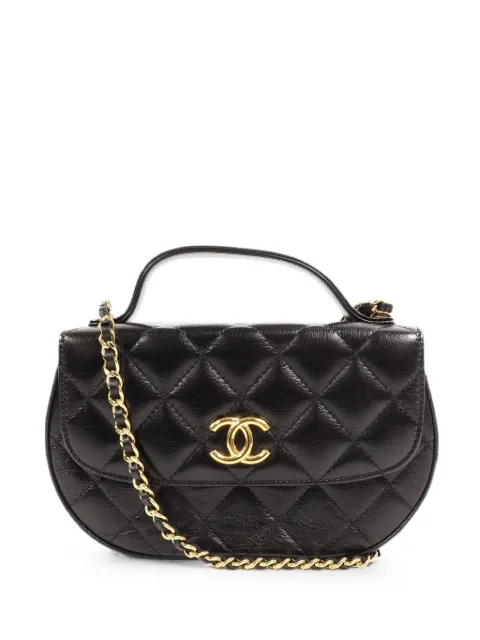 CHANEL Pre-Owned bolso de hombro acolchado con logo CC