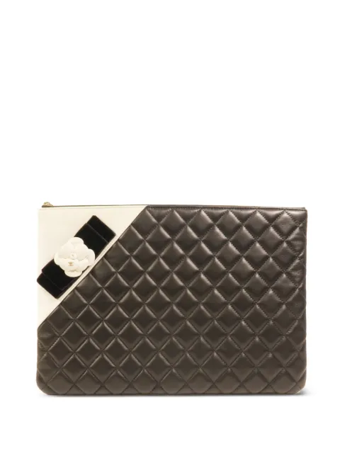 CHANEL Pre-Owned Matelasse Camellia clutch bag