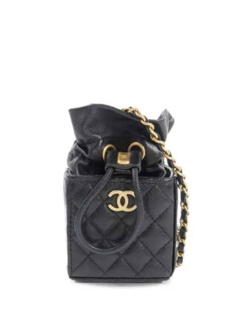 CHANEL Pre-Owned quilted CC bucket bag