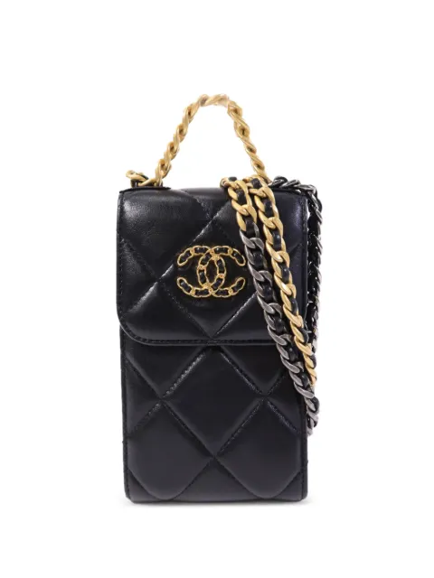 CHANEL Pre-Owned Chanel 19 quilted phone bag