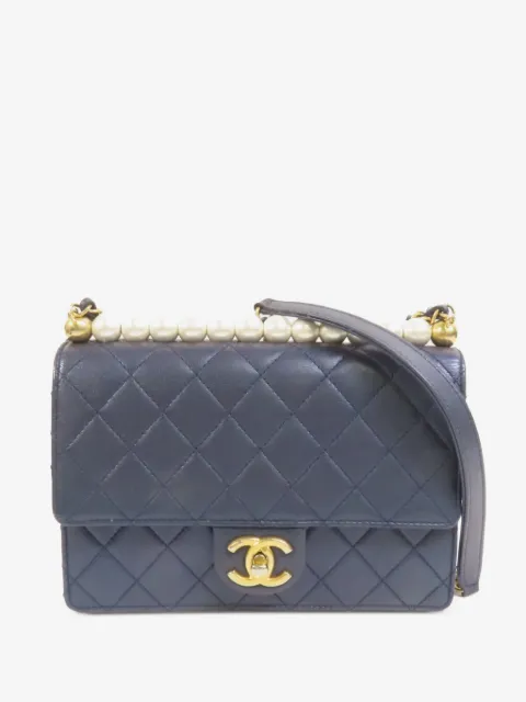 CHANEL Pre-Owned شنطة كتف بقفل شعار CC باللف