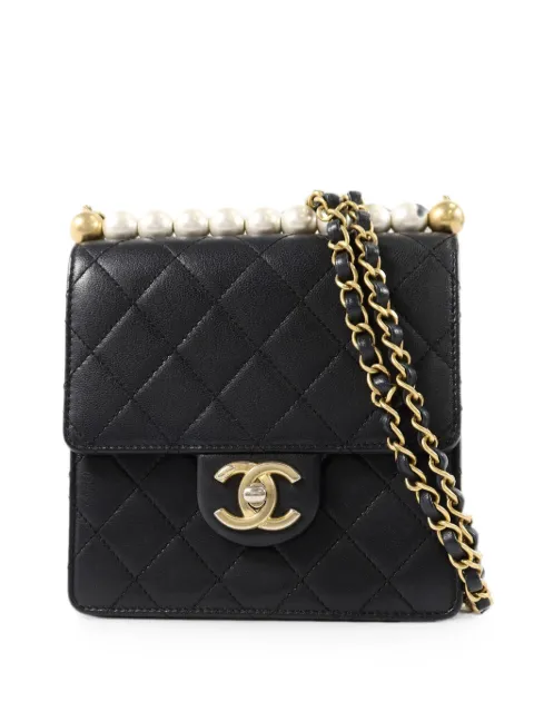 CHANEL Pre-Owned matelassé pearl-chain shoulder bag