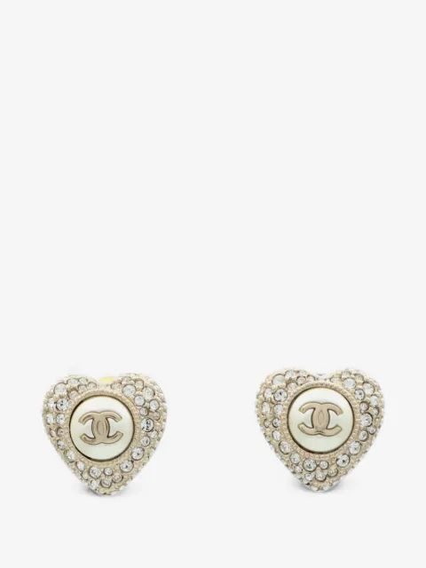 CHANEL Pre-Owned aretes CC en forma de corazón