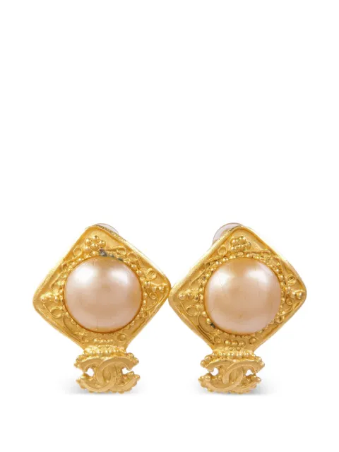 CHANEL Pre-Owned CC logo earrings