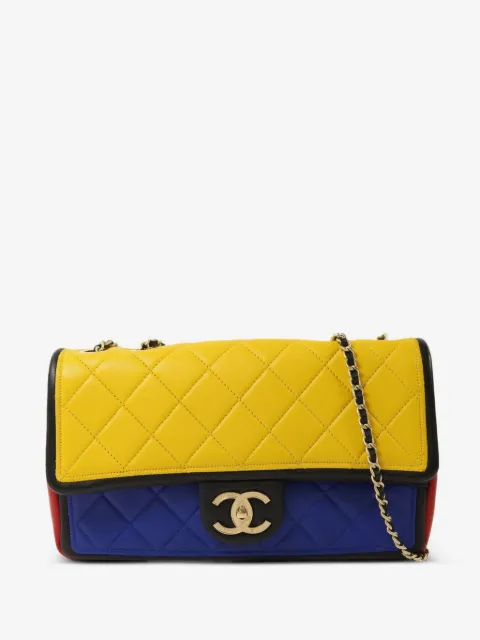 CHANEL Pre-Owned medium CC turn-lock shoulder bag