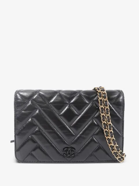 CHANEL Pre-Owned quilted CC chain wallet