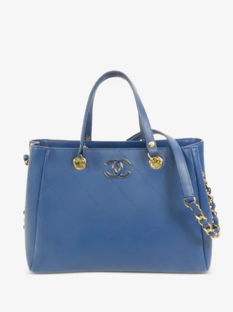 CHANEL Pre-Owned tote con capitonado de rombos y logo CC