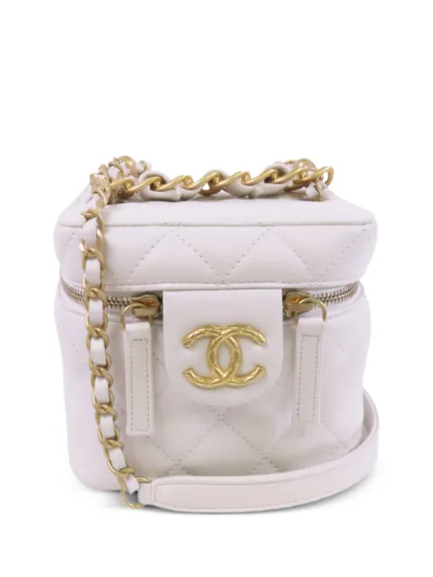 CHANEL Pre-Owned bolsa crossbody capitonada con logo CC