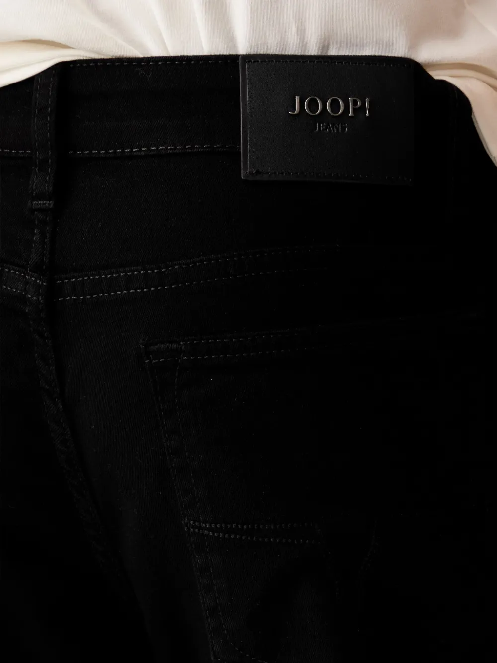 Joop! Mitch straight jeans met logo-patch Zwart