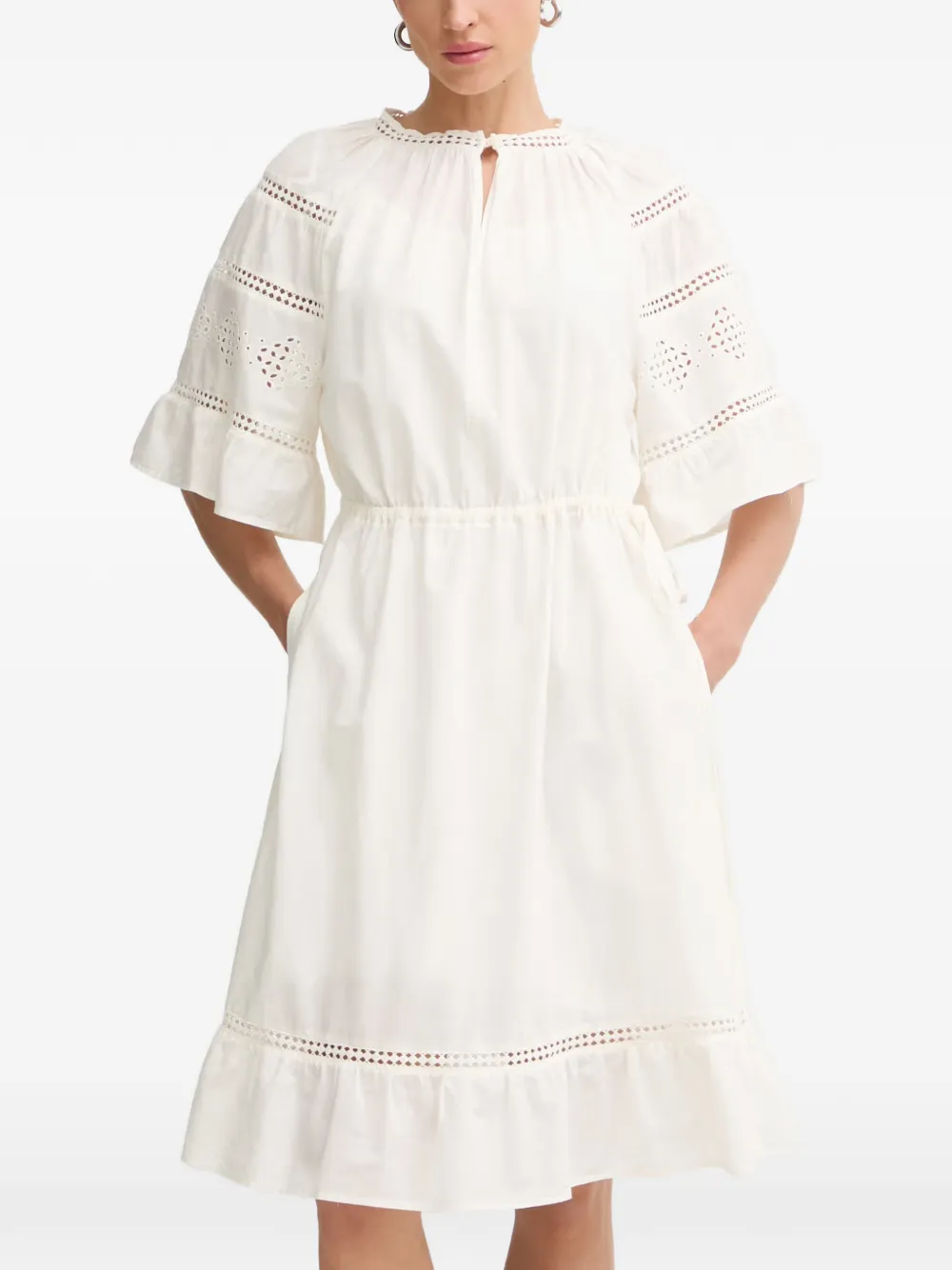 Marc O'Polo robe courte volantée à broderie anglaise - Blanc Marc O'Polo robe courte volantée à broderie anglaise - Blanc