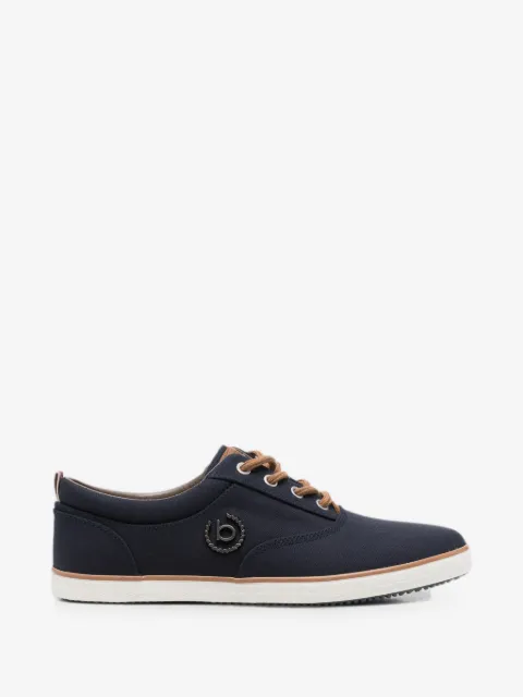 Bugatti tenis con agujetas y placa del logo