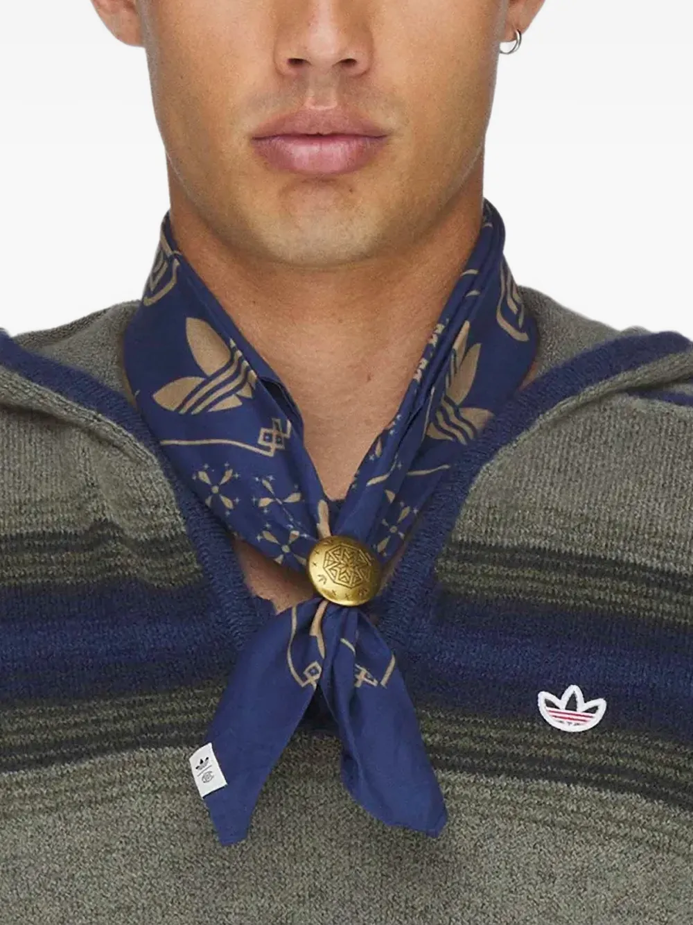 adidas x CLOT geometrical logo-print metal-ring scarf Blauw