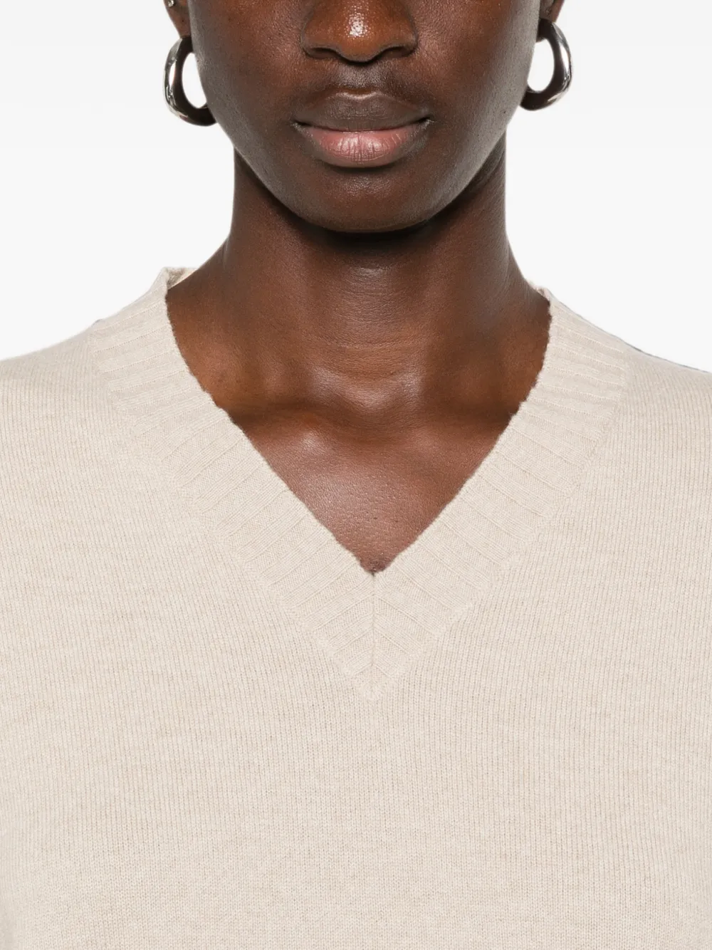 Fabiana Filippi Trui met V-hals en geribbelde afwerking Beige