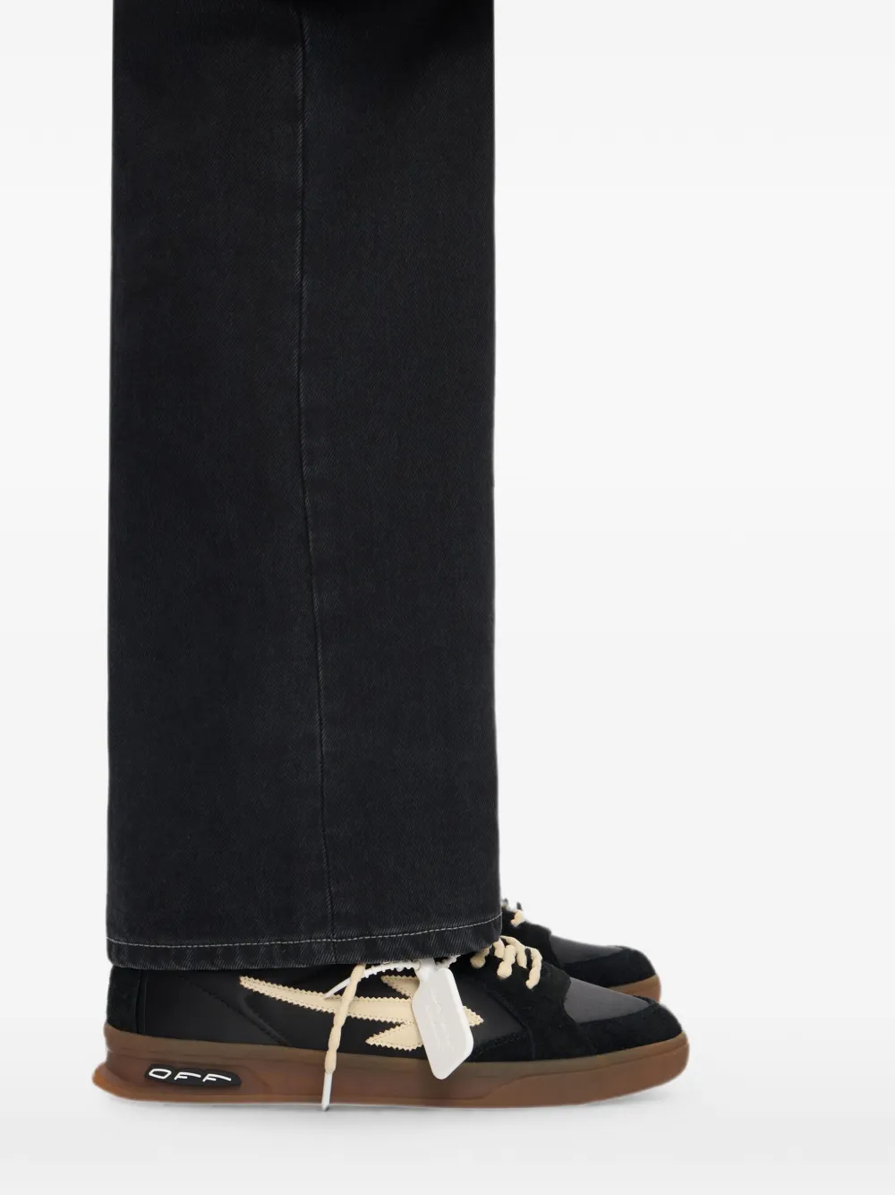 Off-White M-End Of Play-06209 sneakers met suède vlakken Zwart