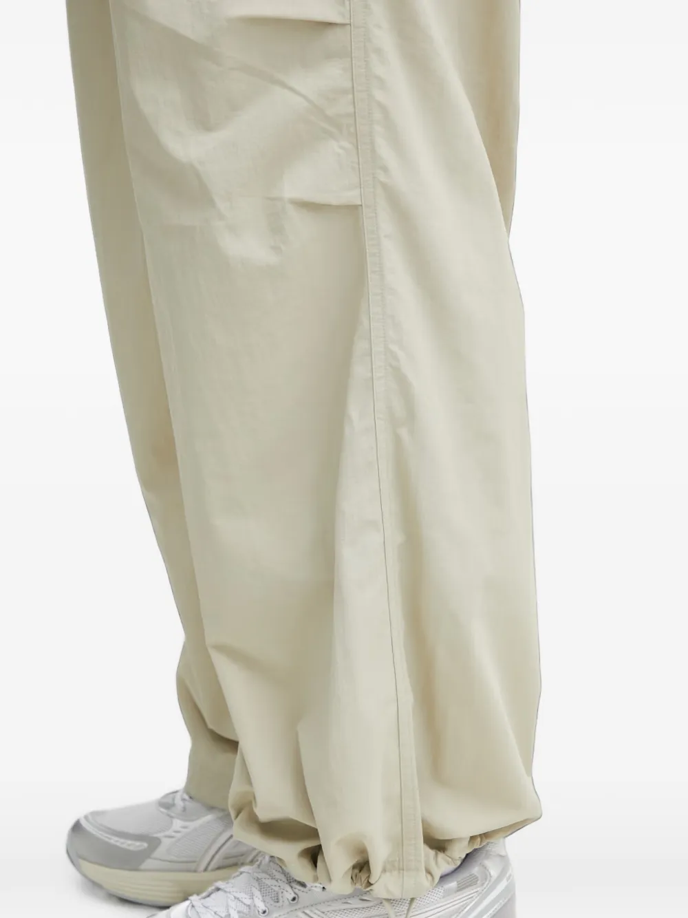 PUMA Wardrobe Essentials broek met wijde pijpen trekkoord en geborduurd logo Grijs