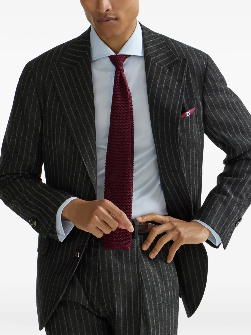 Brunello Cucinelli Flanellen gedeconstrueerde blazer met krijtstreep en scheerwol en puntige revers en metalen knopen Grijs