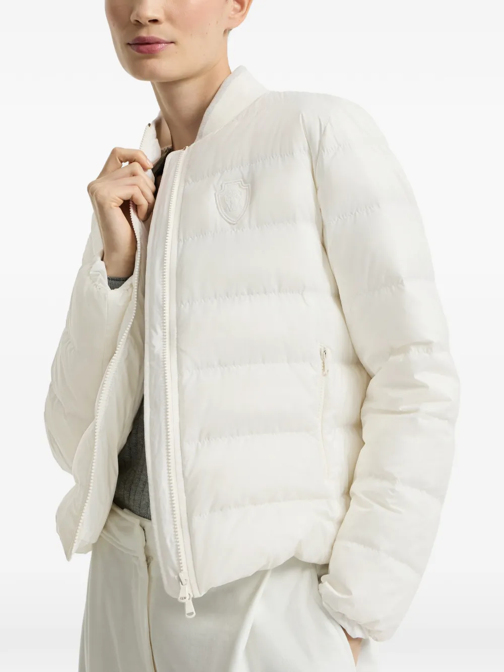 Brunello Cucinelli Waterbestendig mat nylon donsjack met logo Wit