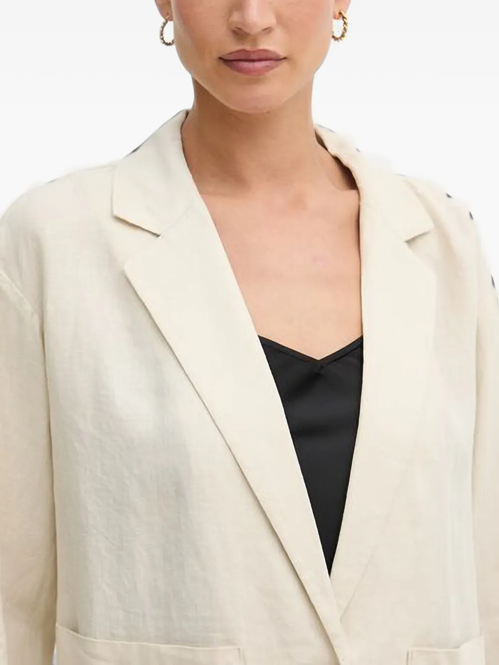 SINGLE-BUTTON PATCH-POCKET BLAZER