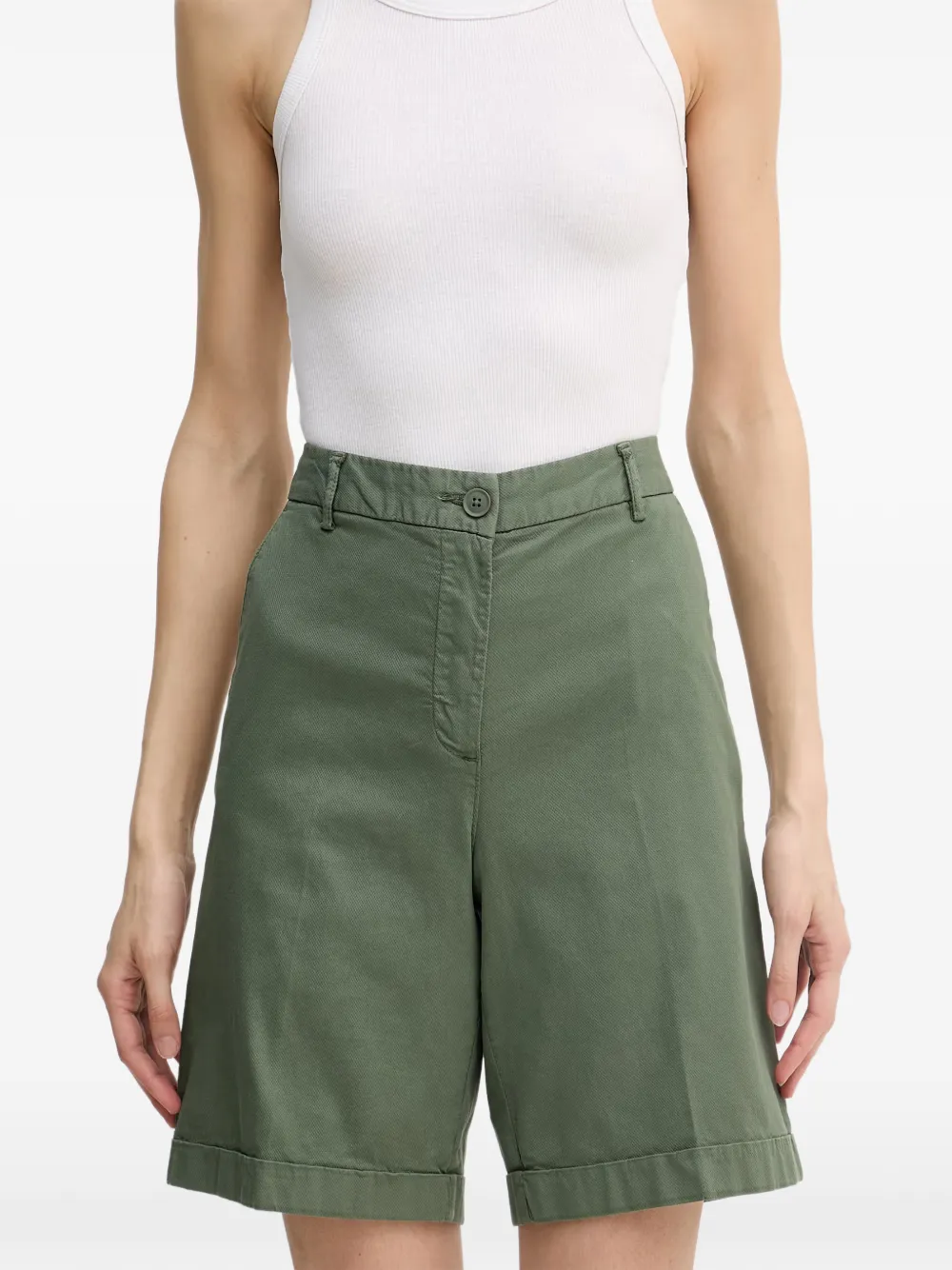 Benetton Shorts met omgeslagen pijpen Groen
