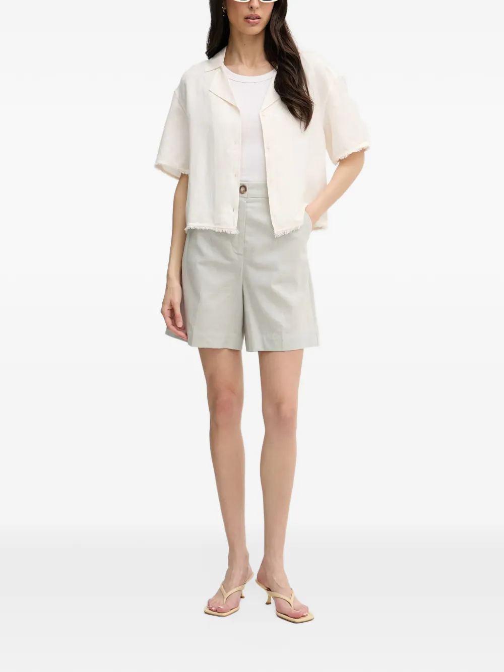 Benetton Check-pattern Pleated Shorts In Gray