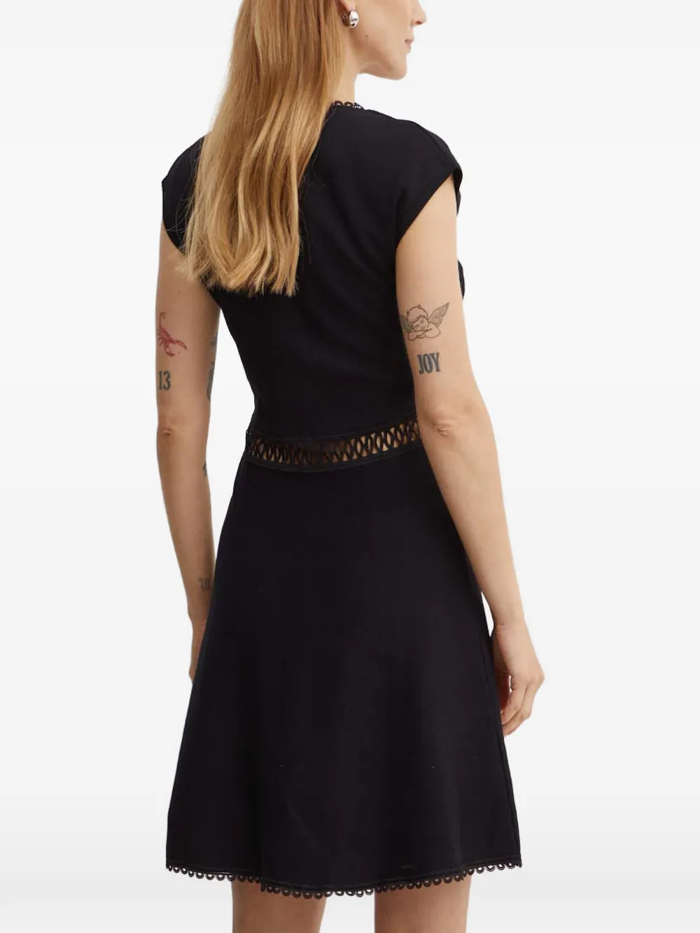 Morgan Mini-jurk met V-hals en kanten afwerking Zwart