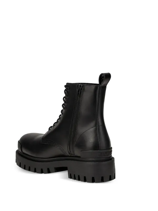 Balenciaga Strike レースアップブーツ | ブラック | FARFETCH JP