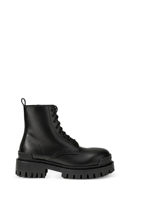 BALENCIAGA STRIKE レースアップ ブーツ ブラック Balenciaga Strike レースアップブーツ | ブラック | FARFETCH JP