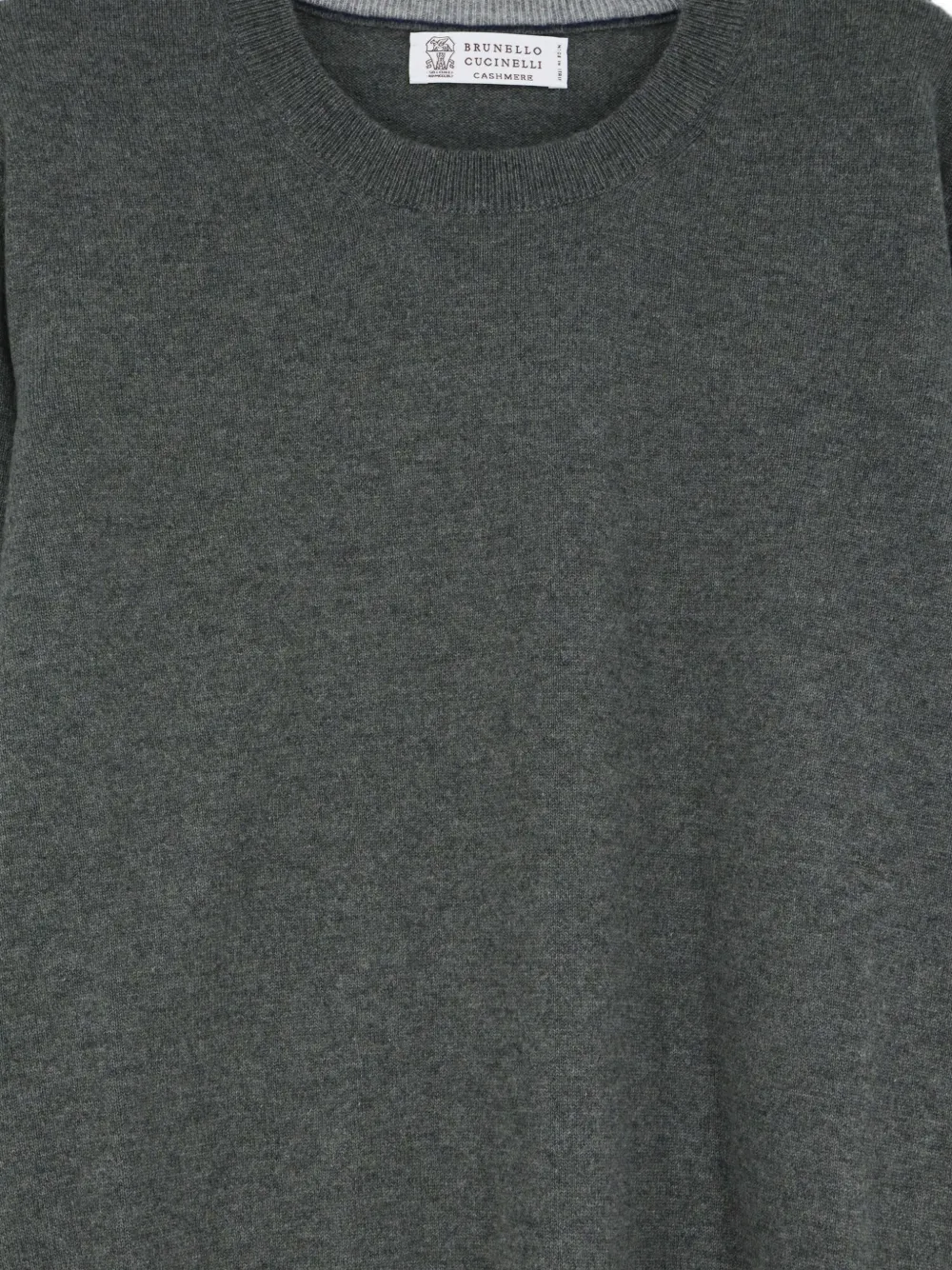 Brunello Cucinelli Trui met ronde hals en geribbelde afwerking Grijs