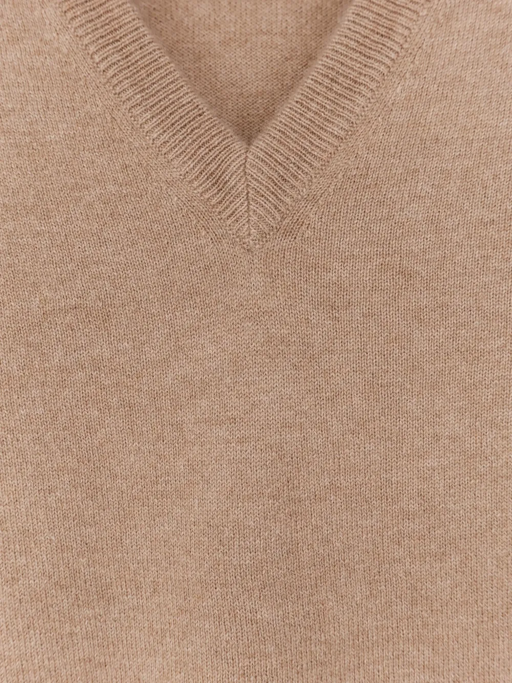 Brunello Cucinelli Trui met V-hals Beige