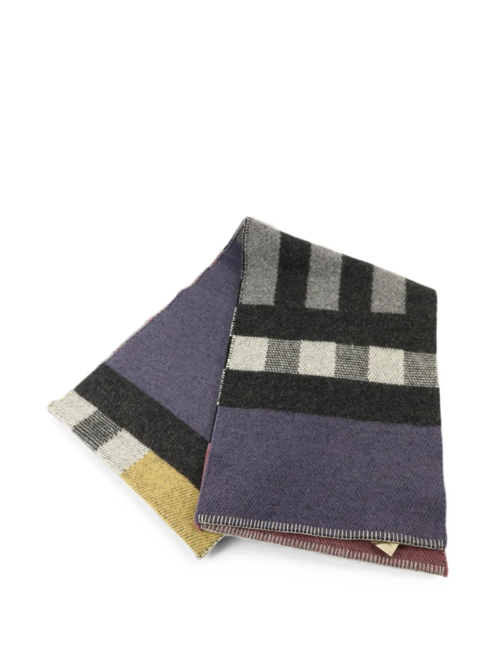 Burberry Pre-owned Patchwork-pattern Wool Scarf in Grey, view 2