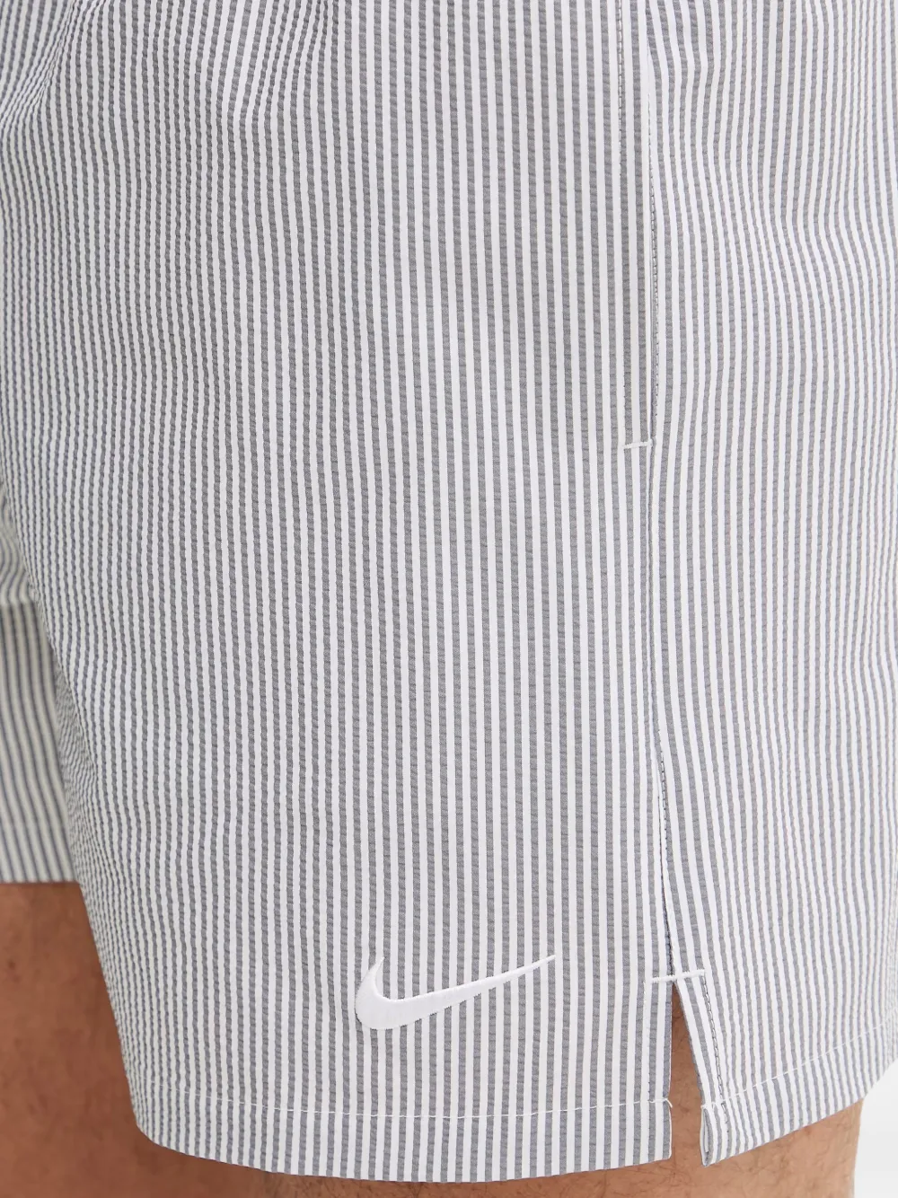 Nike Seersucker gestreepte zwembroek Wit